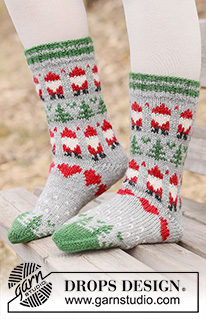 Free patterns - Christmas Socks & Slippers / DROPS Children 44-20
