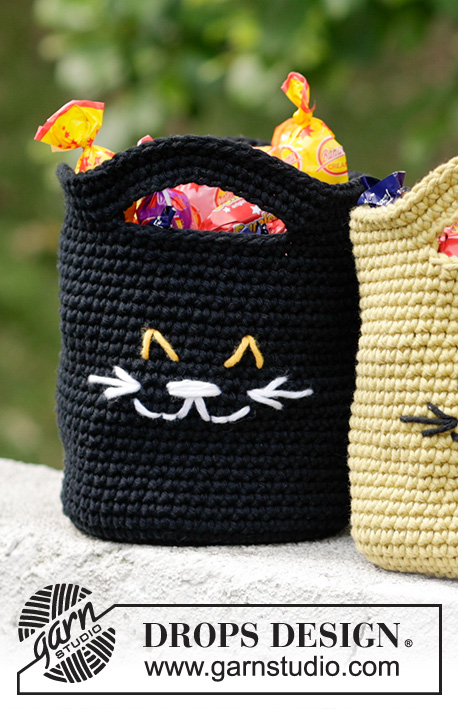 Cat Tricks Bag / DROPS Children 47-31 - Virkattu kori / laukku DROPS Paris-langasta. Työssä on kissakuvio. Työ virkataan suljettuna virkkauksena, alhaalta ylös. Teema: Halloween.