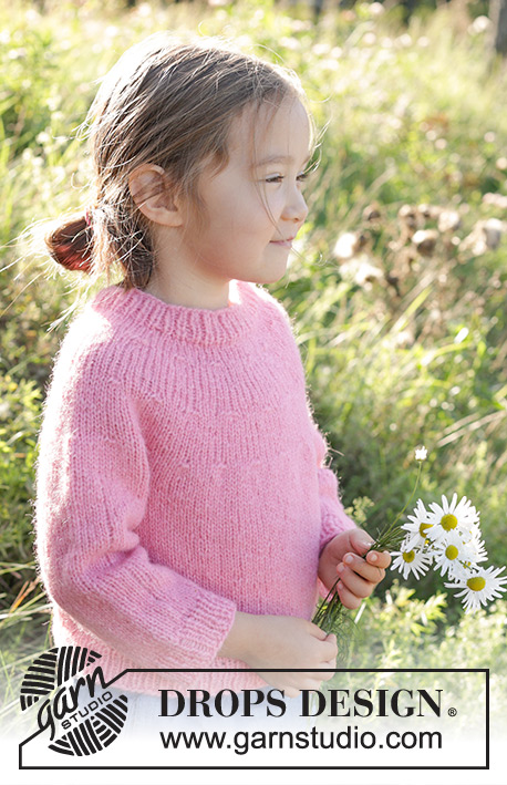 Bright Strawberry Sweater / DROPS Children 48-6 - Dětský pulovr s kruhovým sedlem pletený shora dolů z příze DROPS Air. Velikost 3 – 14 let.