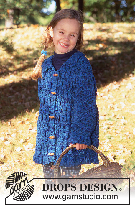 Blushing Bluebell / DROPS Children 9-22 - Long sweater with cables in DROPS Den-M-Nit or DROPS Daisy or DROPS Muskat