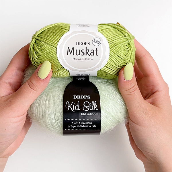 Yarn combinations knitted swatches kidsilk47-muskat53