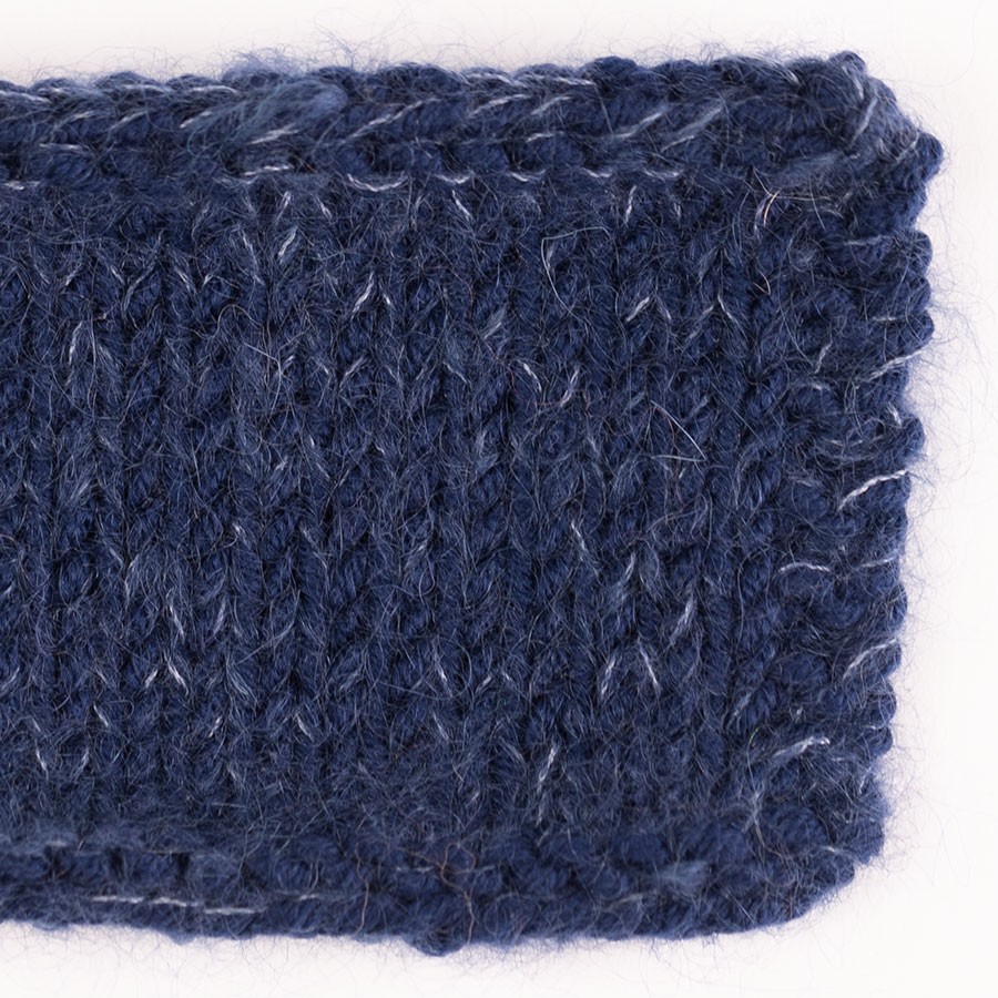 Yarn combinations knitted swatches merinoextrafine27-kidsilk28