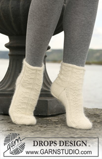 Free patterns - Women's Socks & Slippers / DROPS 109-33