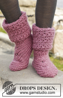 Free patterns - Women's Socks & Slippers / DROPS 156-9