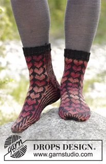 Free patterns - Naisen sukat / DROPS 183-24