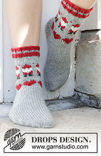 Free patterns - Christmas Socks & Slippers / DROPS 234-65