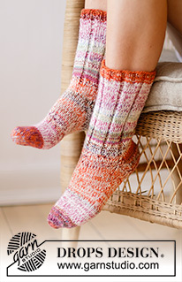 Free patterns - Women's Socks & Slippers / DROPS 238-30