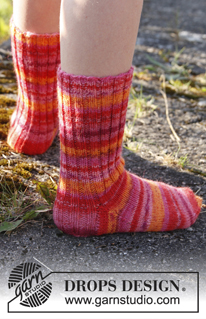 Free patterns - Children Socks & Slippers / DROPS Children 22-13